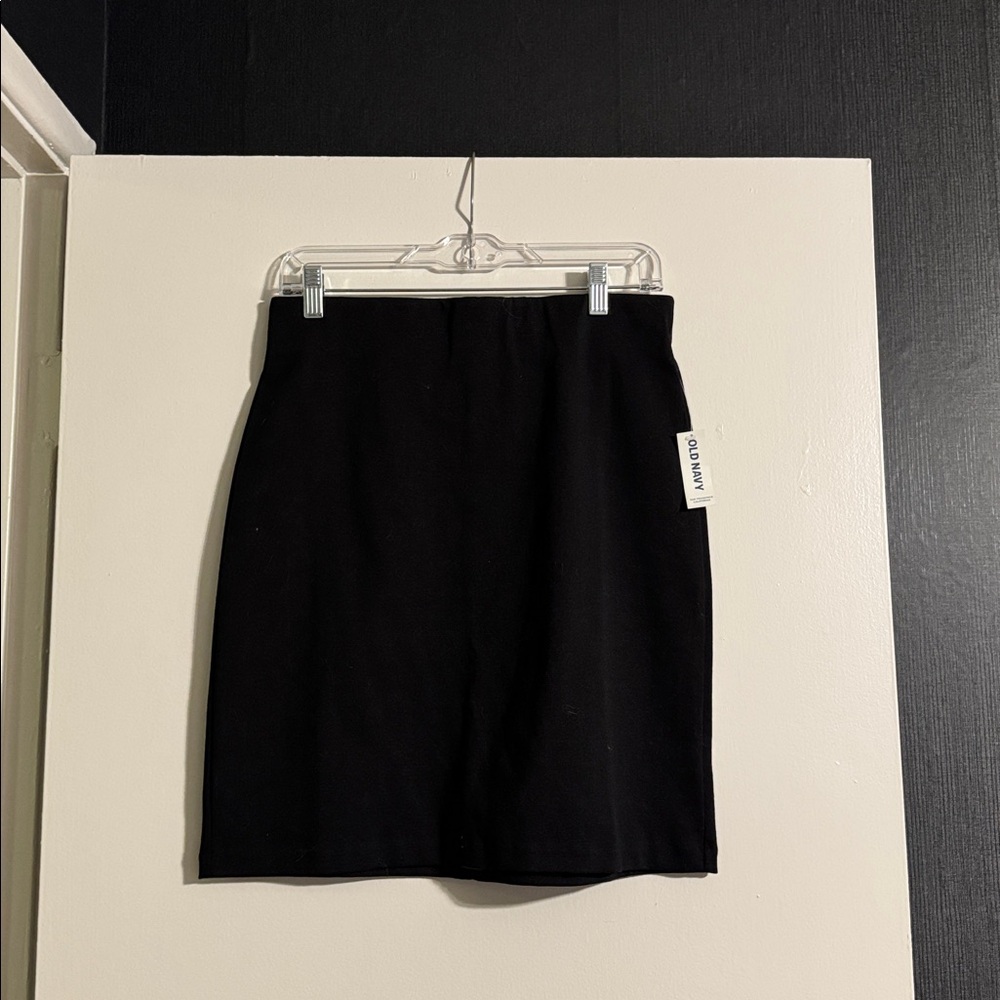 Old Navy Classic Black Pencil Skirt